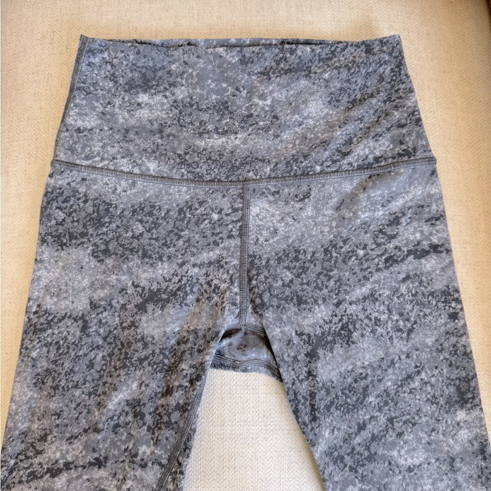COPY - Lululemon Align High-Rise Crop 25”